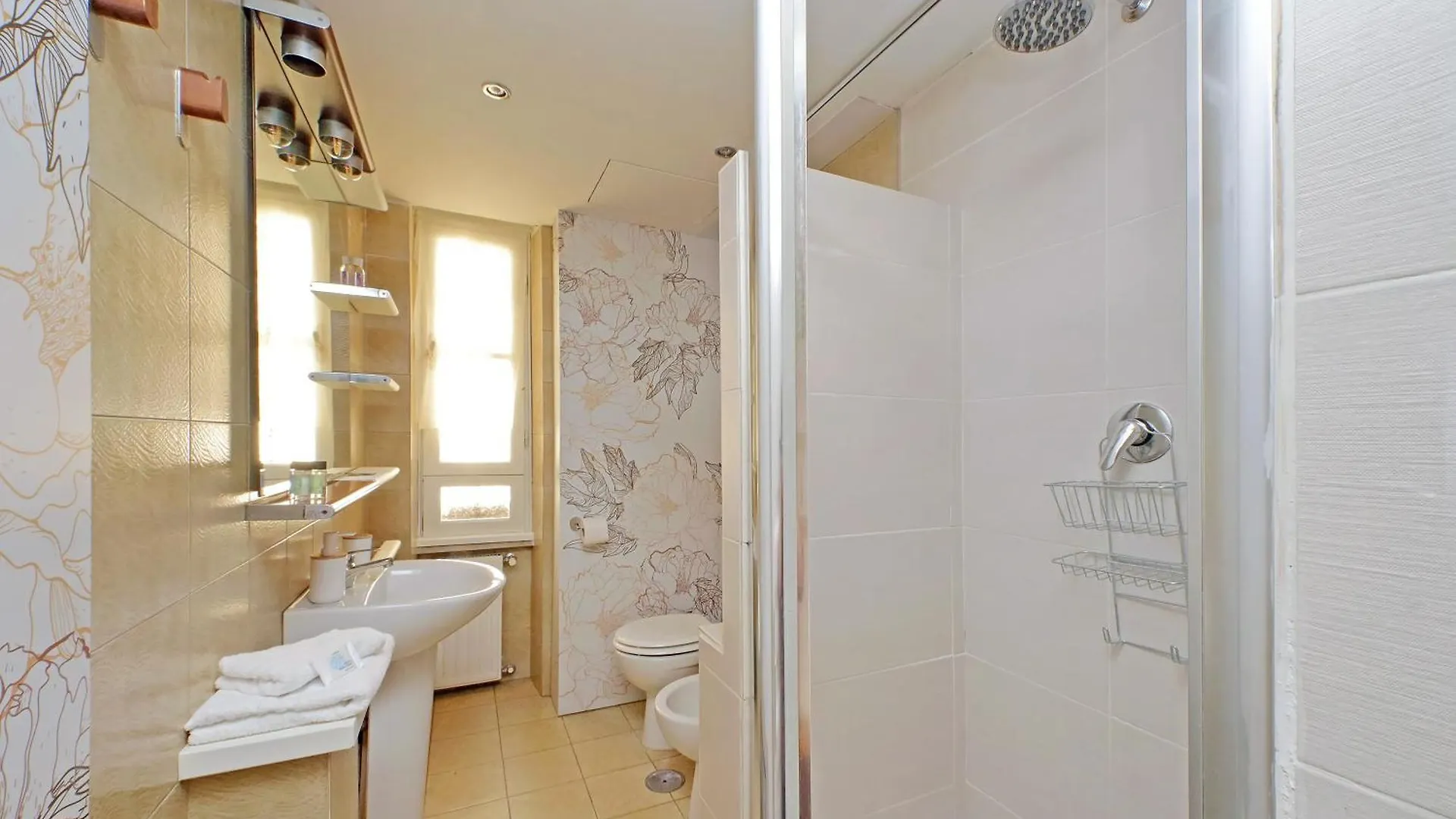 Luxury Vatican White House Rome Apartment